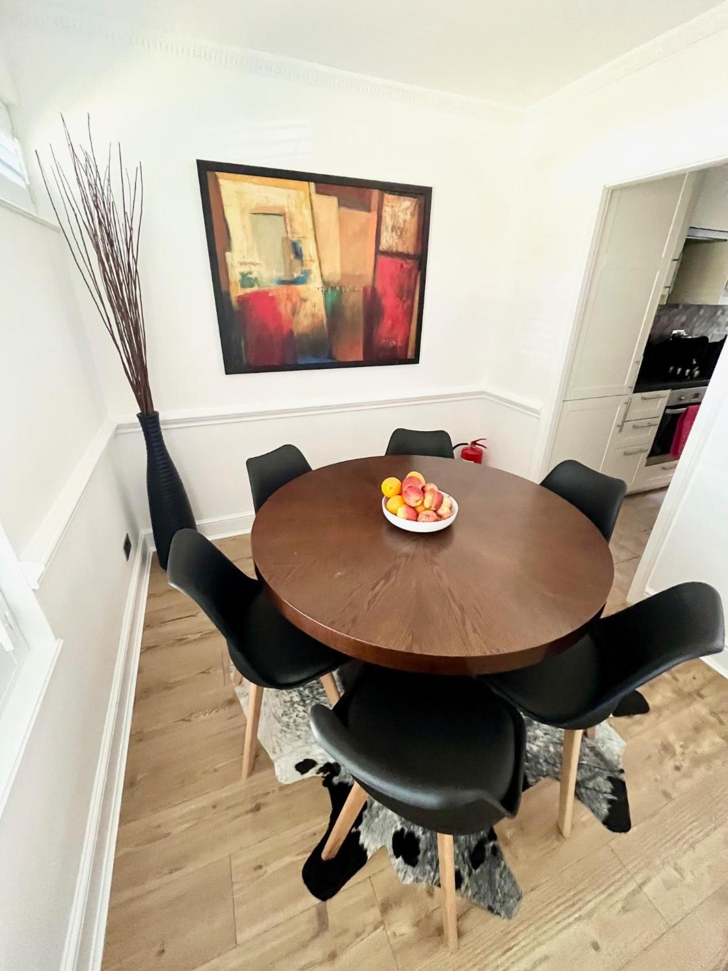 Newly Refurbished ,Chic, Attractive 3 Bedroom Flat London Exterior photo